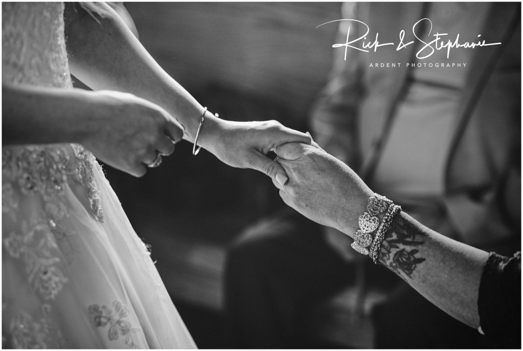 LARAMIE WEDDING PHOTOGRAPHERS