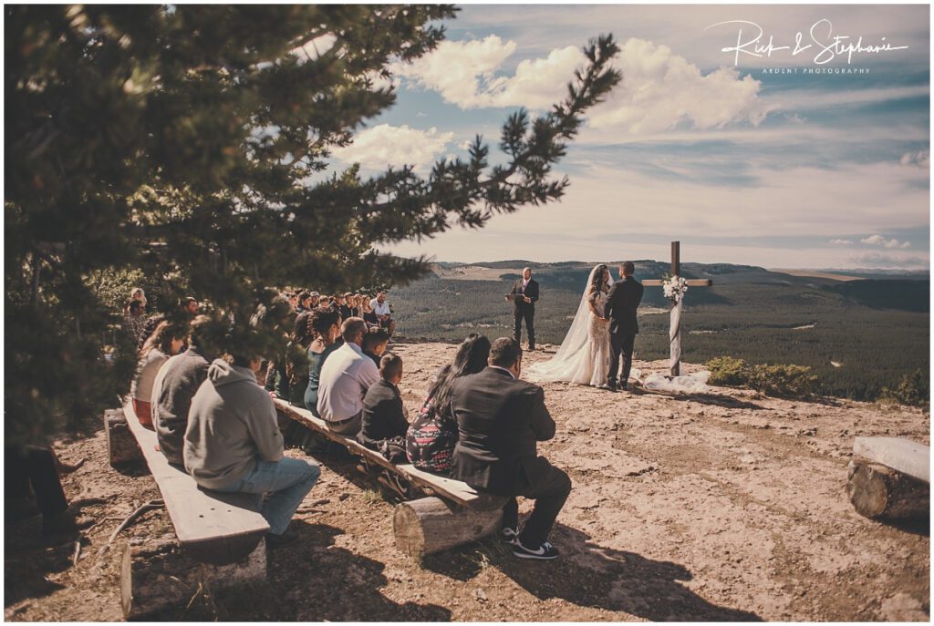 WEDDING PHOTOGRAPHERS IN WYOMING