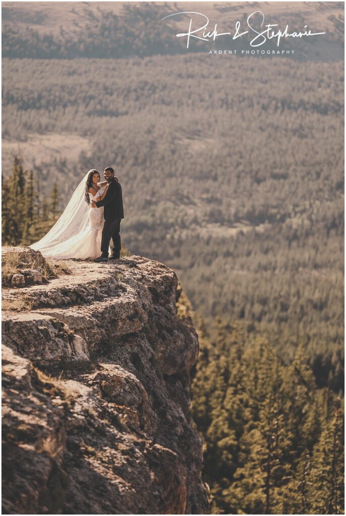 WEDDING PHOTOGRAPHERS IN WYOMING